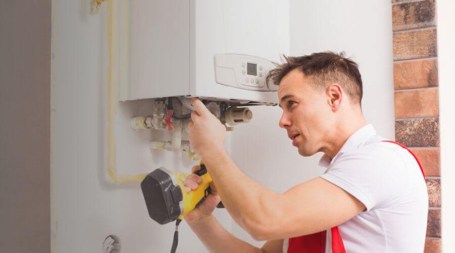 Local water heater installation in Louisville, TN